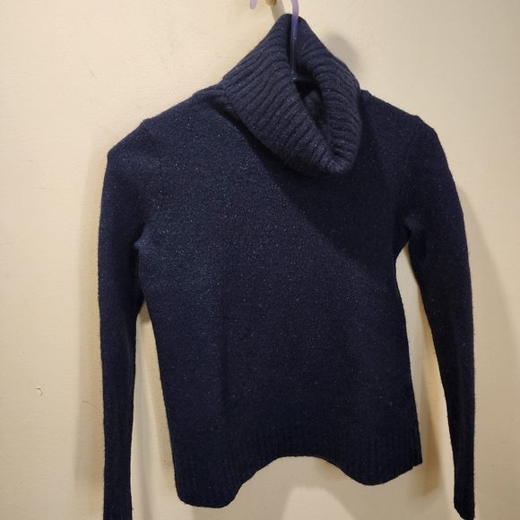 J. CREW navy Blue Cowl Neck 80% Lamb wool sweater size XS - Picture 6 of 9